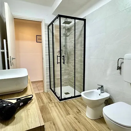 Fronte Mare Ampio Quadrilocale Apartmán Alassio