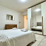 Fronte Mare Ampio Quadrilocale Апартаменты Алассио