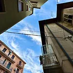 Fronte Mare Ampio Quadrilocale Алассио